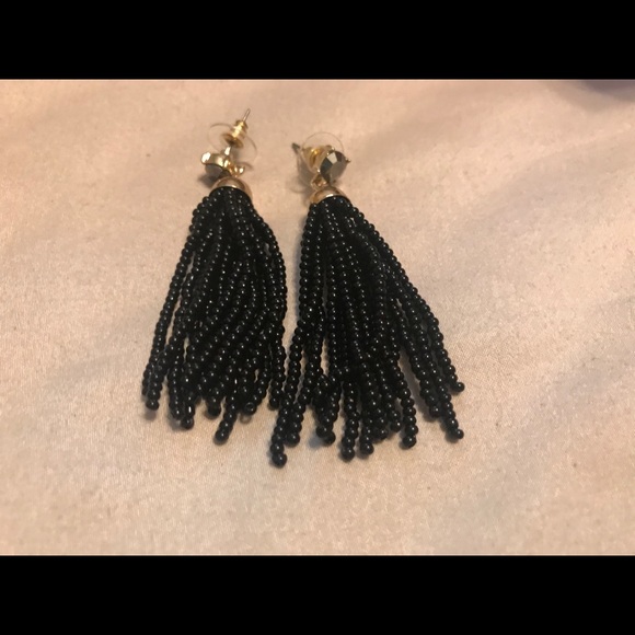 Jewelry - Black tassel earrings